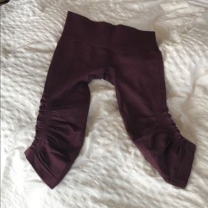 Lululemon Capri Seamless Tight